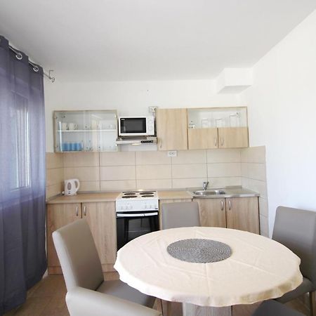 Apartment Suzy Nin Esterno foto
