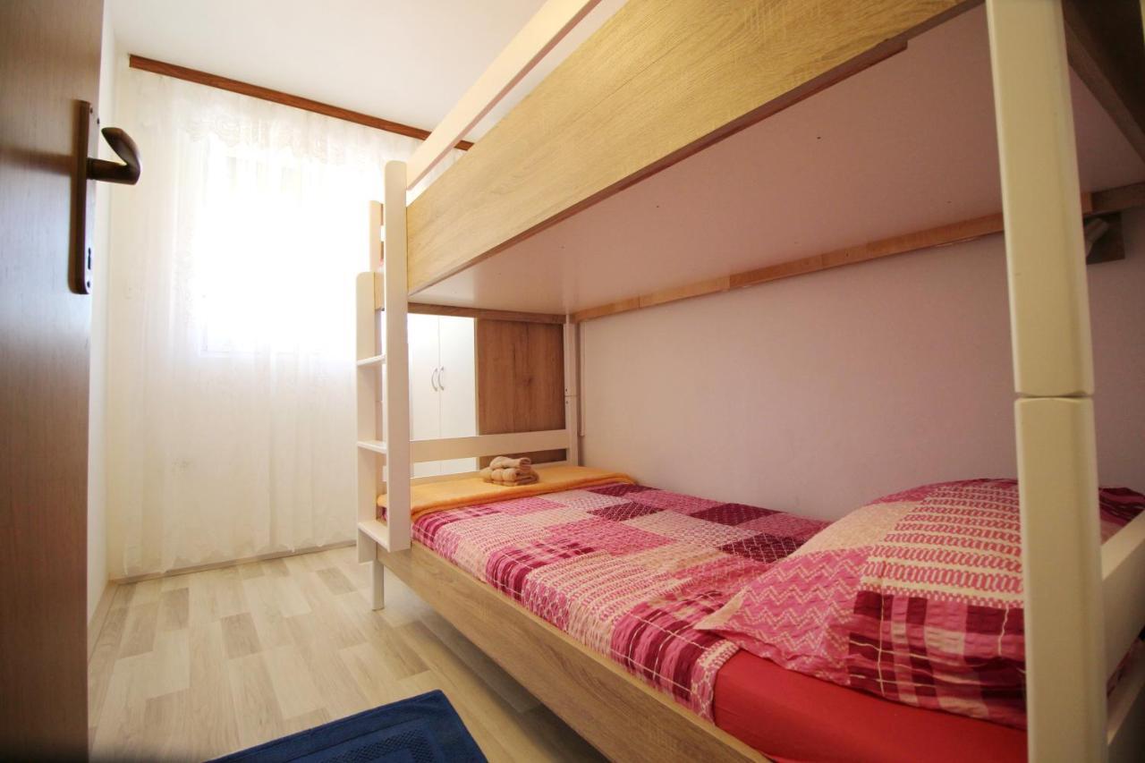 Apartment Suzy Nin Esterno foto
