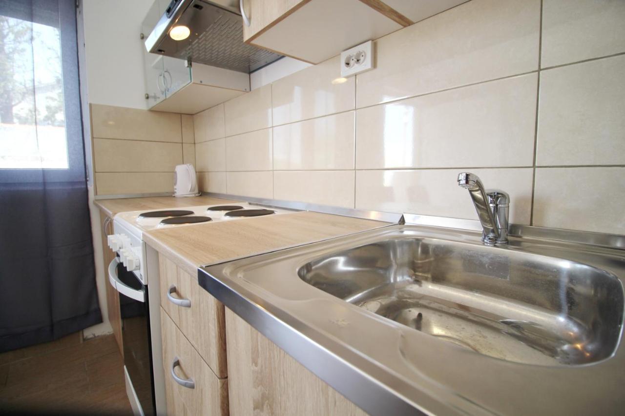 Apartment Suzy Nin Esterno foto